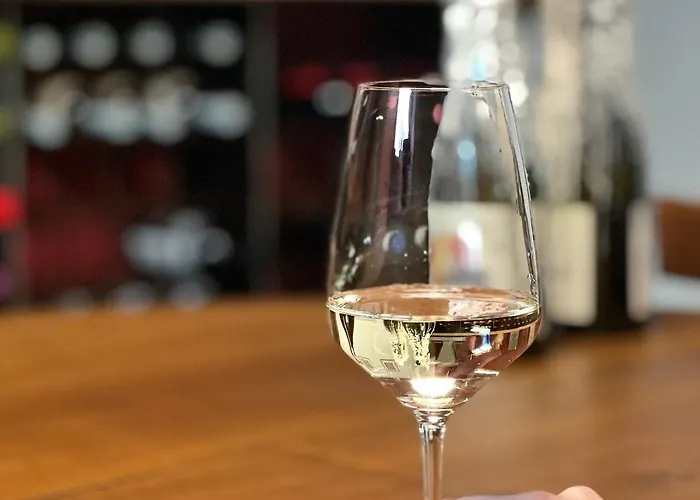 Passer Relais Bistrot מנאג'יו