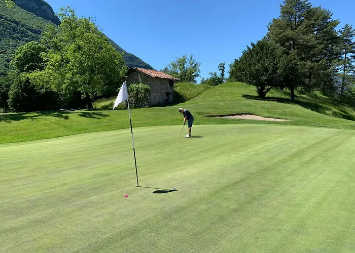 Passer Relais Bistrot מנאג'יו